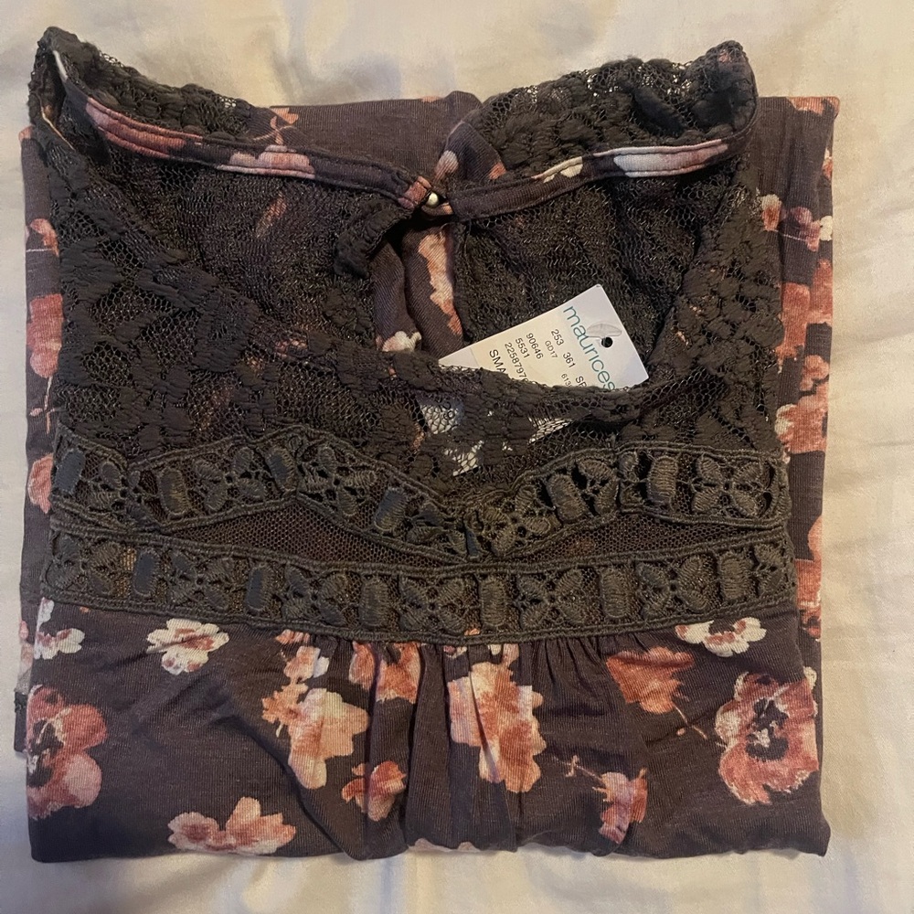 Brand new Maurice’s Top , tags still on